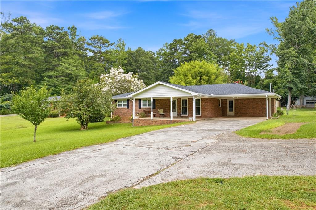 1590 Old Alabama Road Property Photo 4