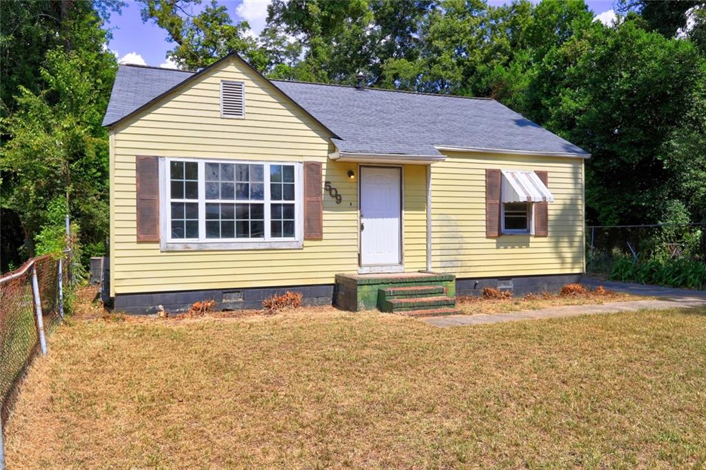 509 Lynmore Circle Property Photo 1