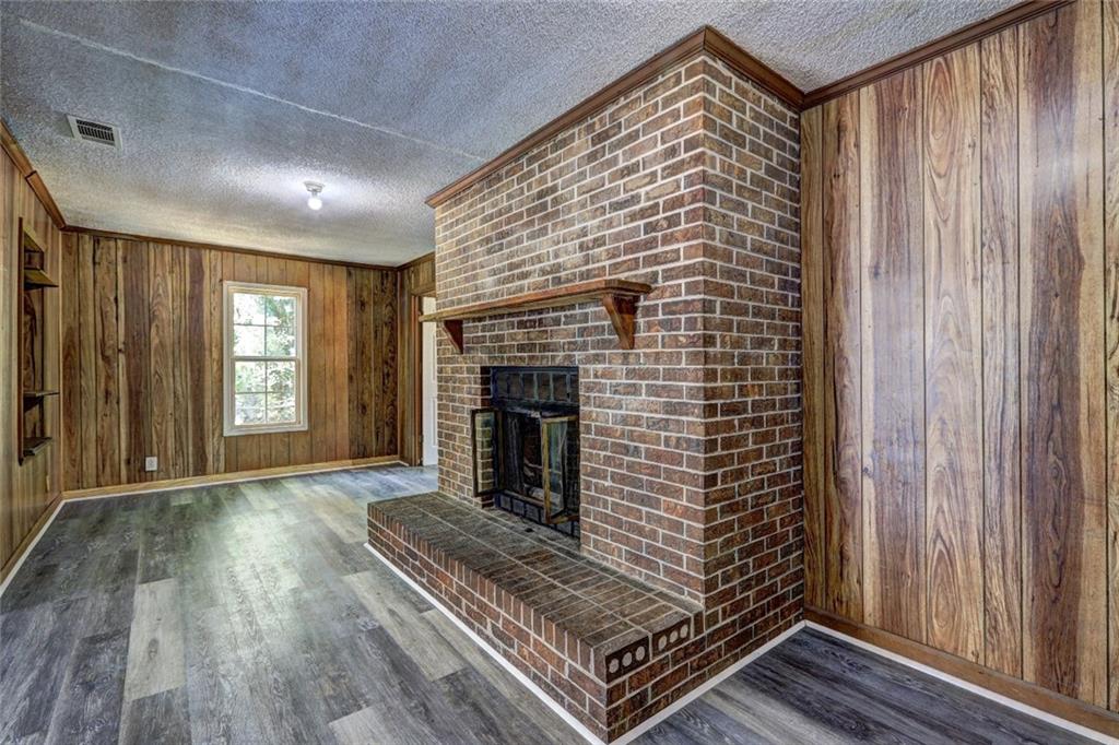 509 Lynmore Circle Property Photo 3