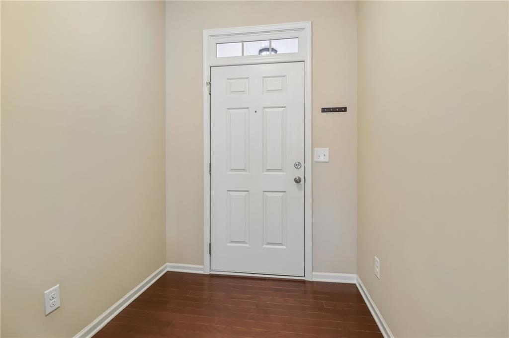 55 Grampian Way Property Photo 5