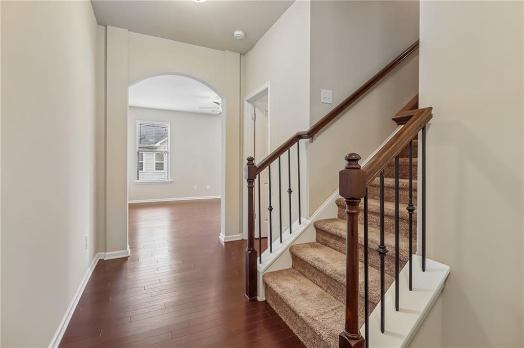 55 Grampian Way Property Photo 7