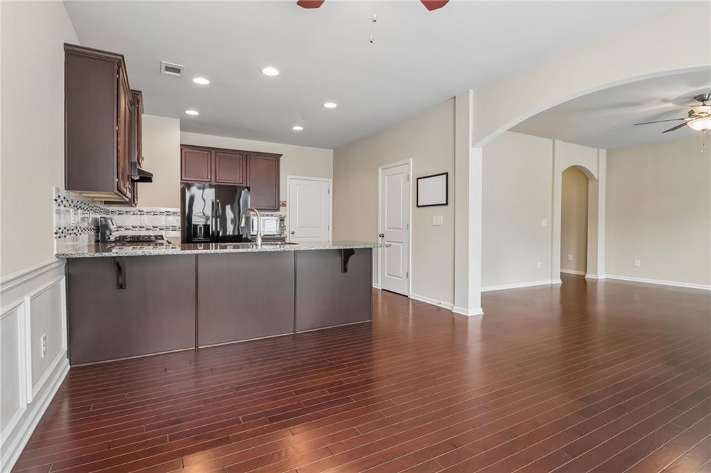 55 Grampian Way Property Photo 16