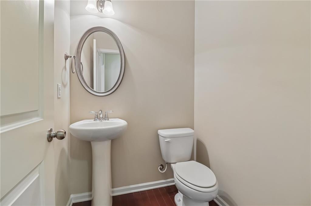 55 Grampian Way Property Photo 23