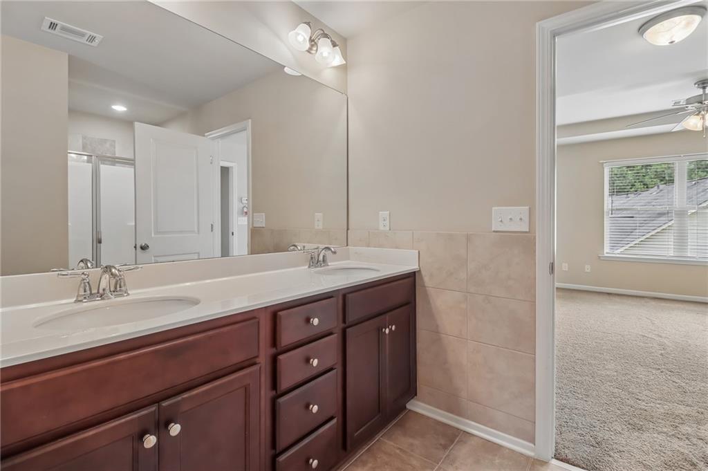 55 Grampian Way Property Photo 31