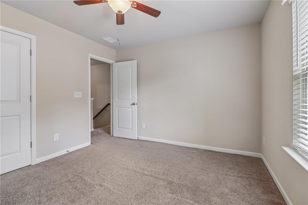 55 Grampian Way Property Photo 35