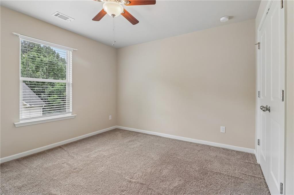 55 Grampian Way Property Photo 38