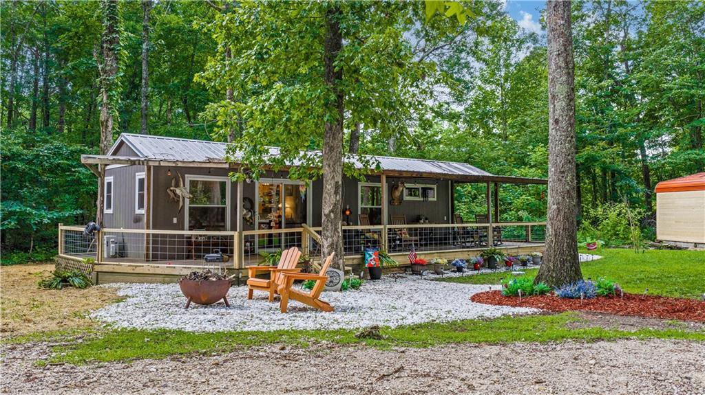 305 Golf Course Road Property Photo 4