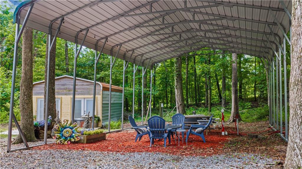 305 Golf Course Road Property Photo 16