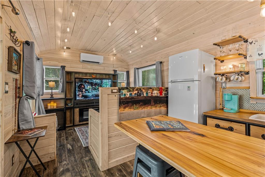 305 Golf Course Road Property Photo 29