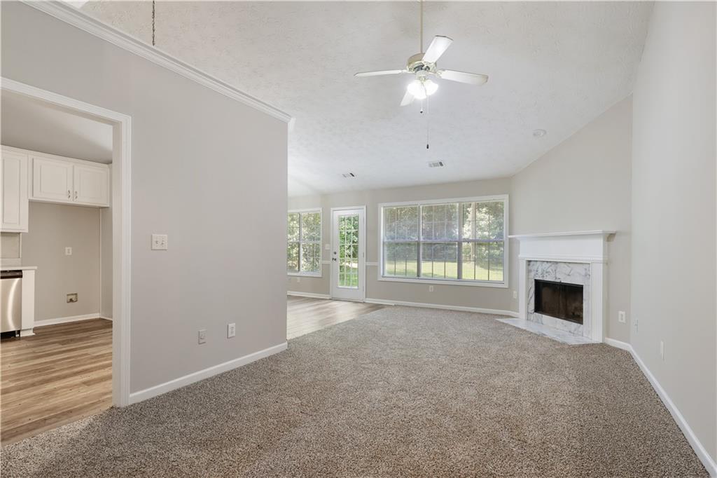 215 Cambridge Way Property Photo 6