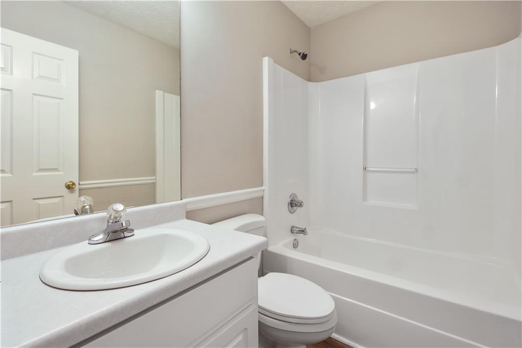 215 Cambridge Way Property Photo 20