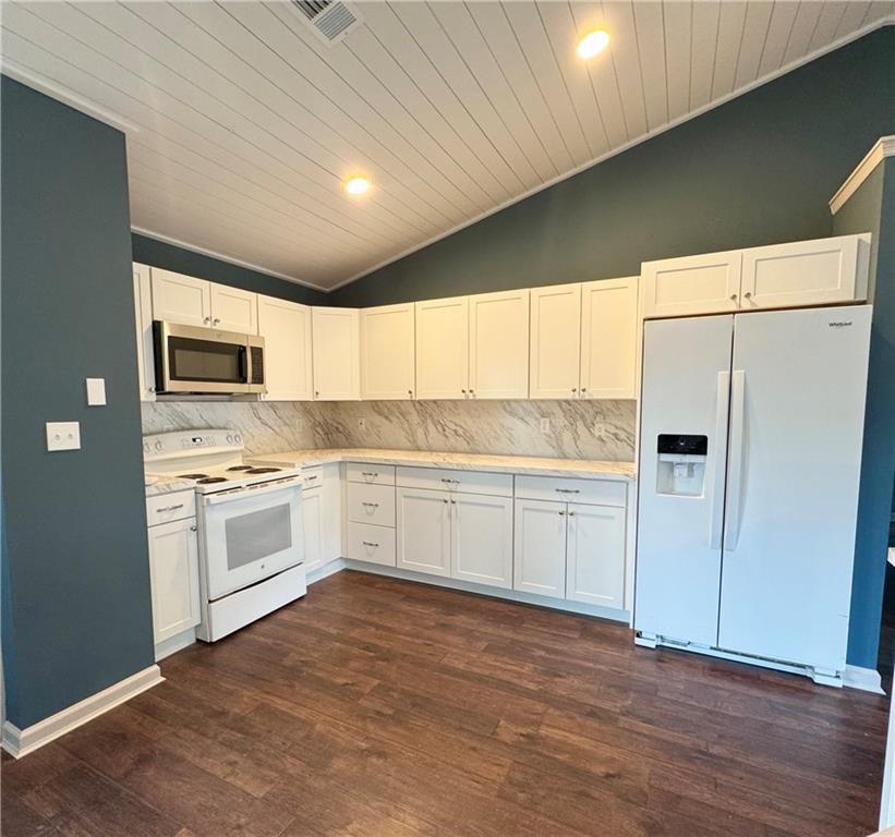 471 Springfield Drive Property Photo 5