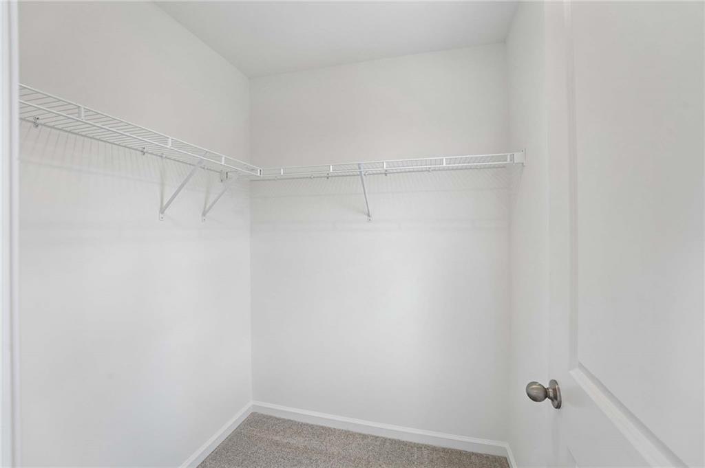 320 Dearborn Drive Property Photo 25
