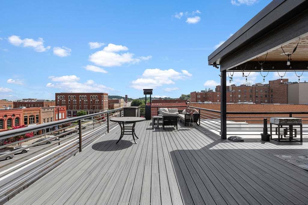 100 Broad Street Property Photo 22
