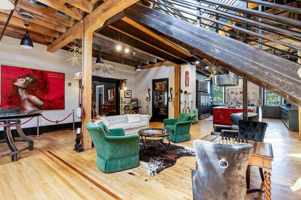 100 Broad Street Property Photo 34