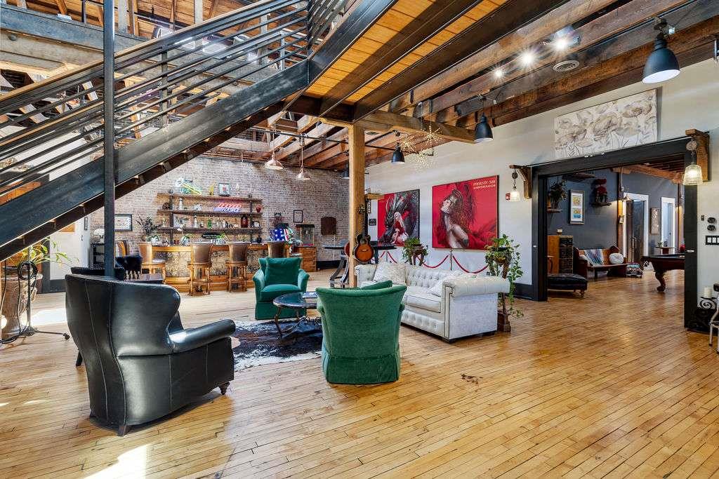 100 Broad Street Property Photo 54