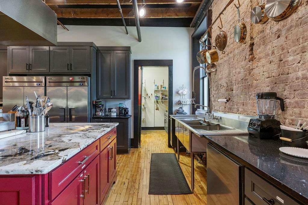 100 Broad Street Property Photo 56