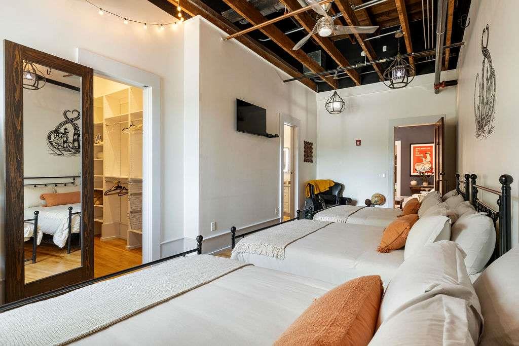 100 Broad Street Property Photo 79