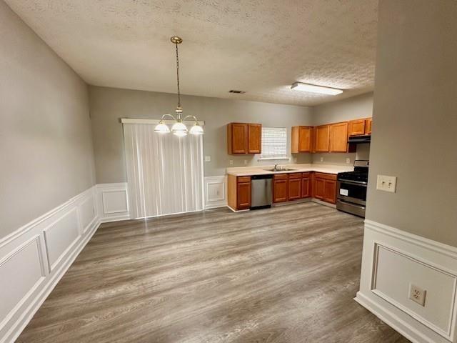 3835 Dandridge Way Property Photo 3