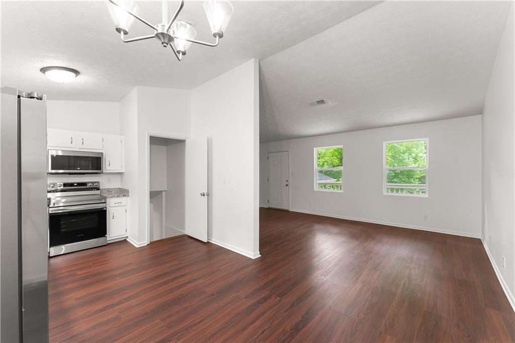 3405 Romulus Drive Property Photo 11