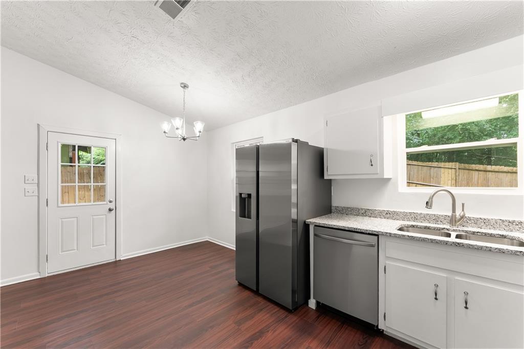 3405 Romulus Drive Property Photo 15