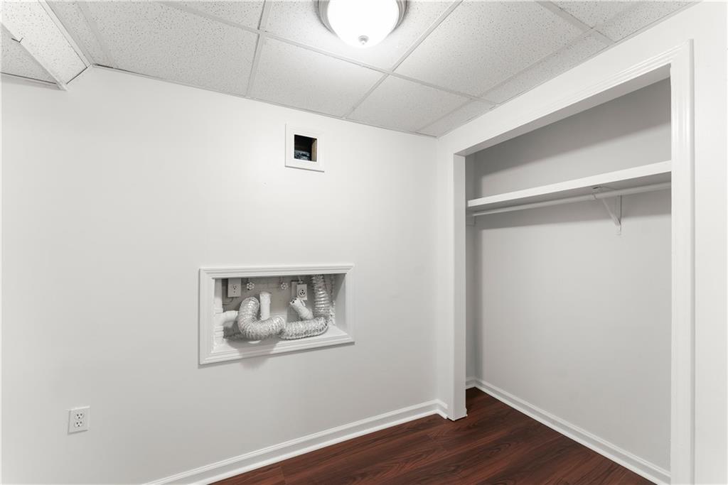 3405 Romulus Drive Property Photo 16