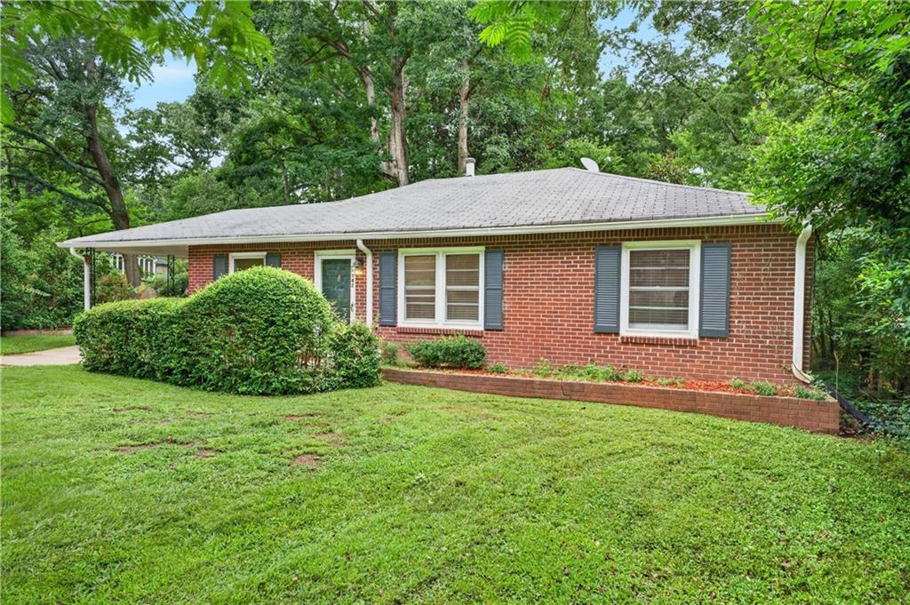1142 Oldfield Road Property Photo 2
