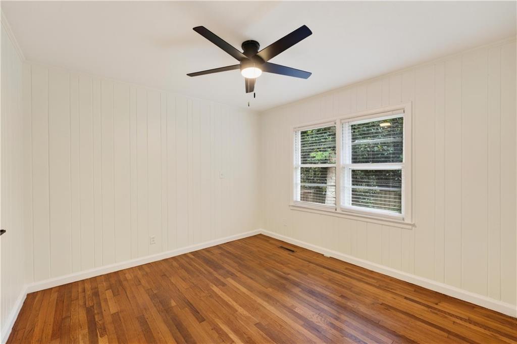 1142 Oldfield Road Property Photo 14
