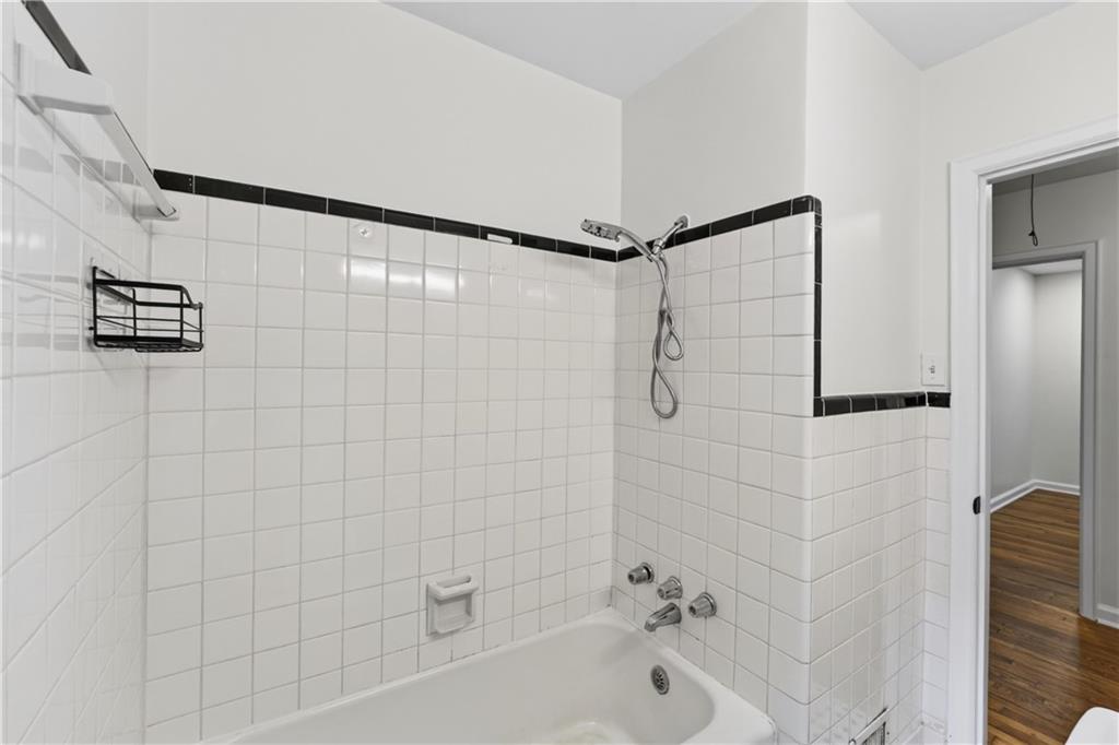 1142 Oldfield Road Property Photo 21