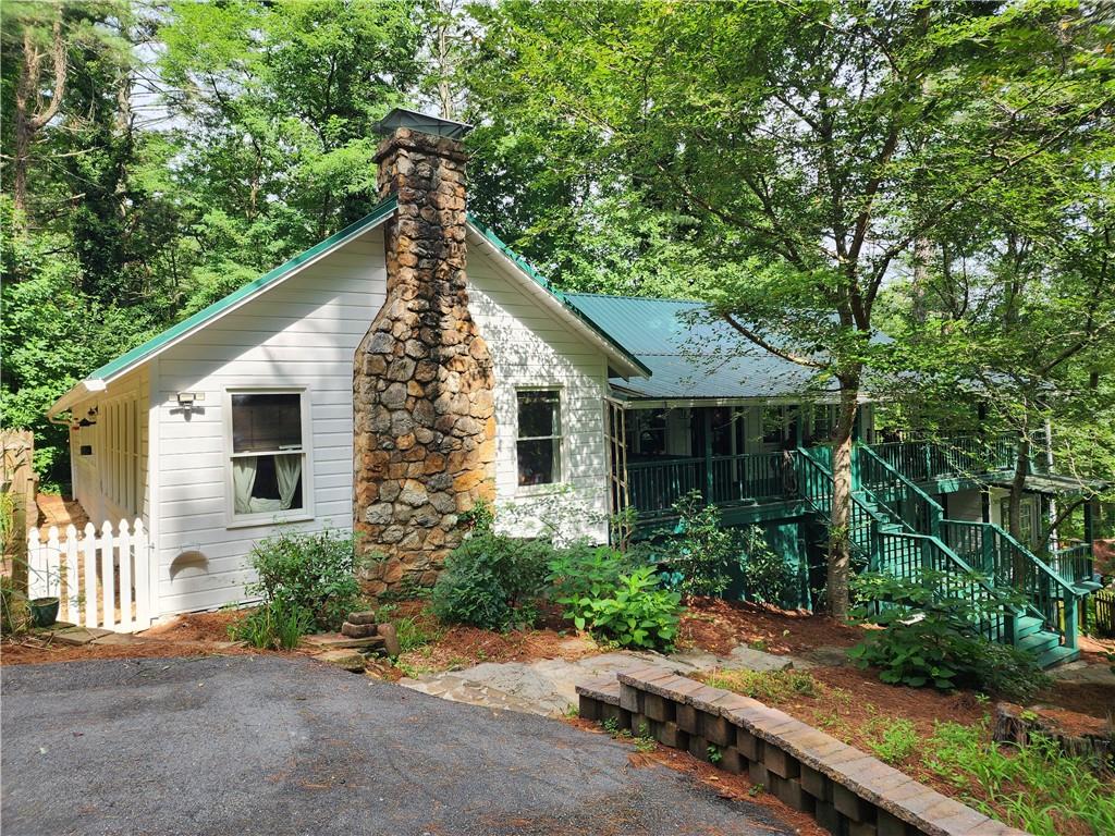 654 Low Gap Road Property Photo 1