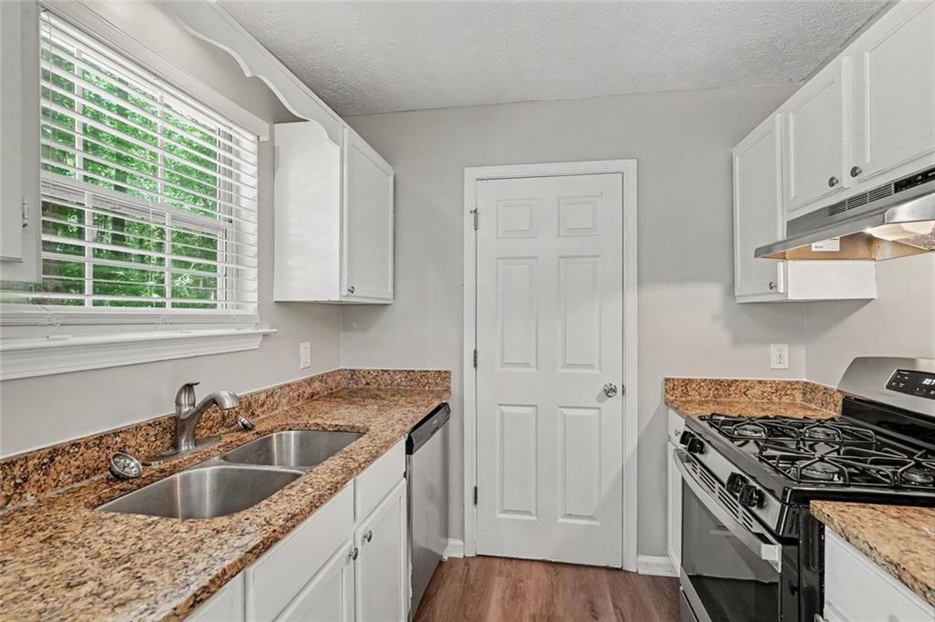 240 Spring Circle Property Photo 8