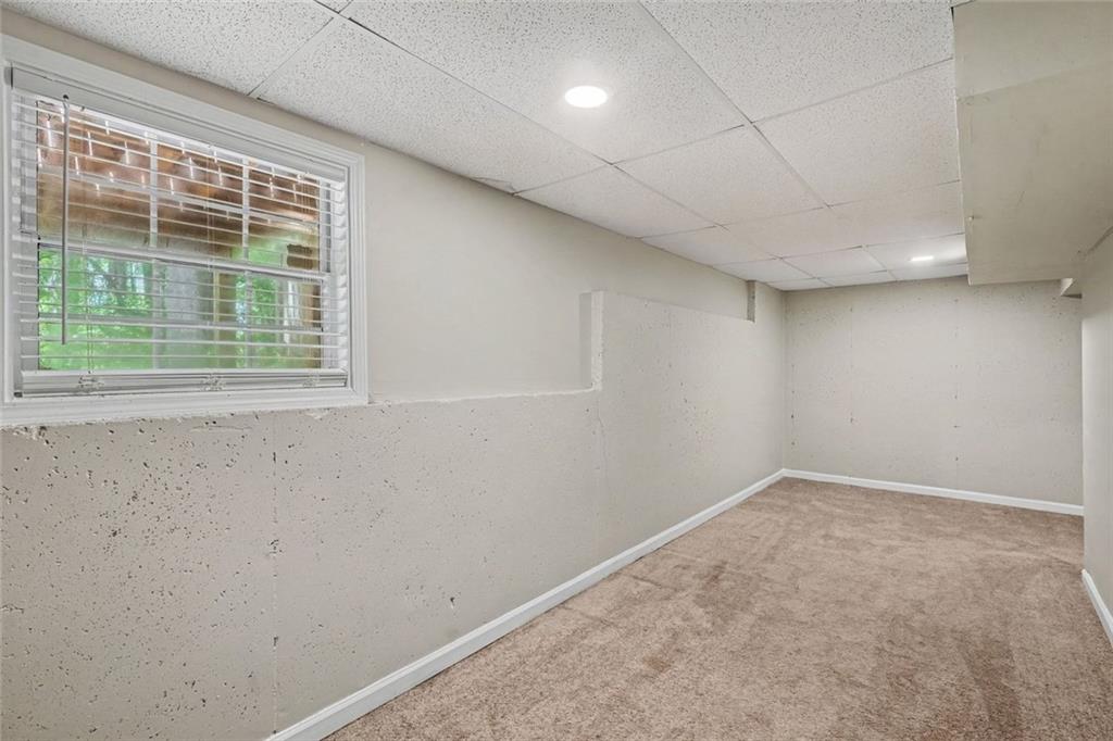 240 Spring Circle Property Photo 14