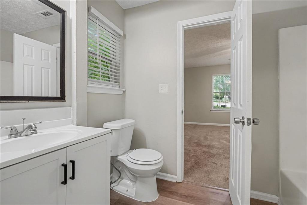 240 Spring Circle Property Photo 17