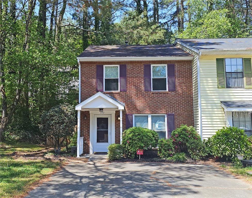 392 Hamilton Trace