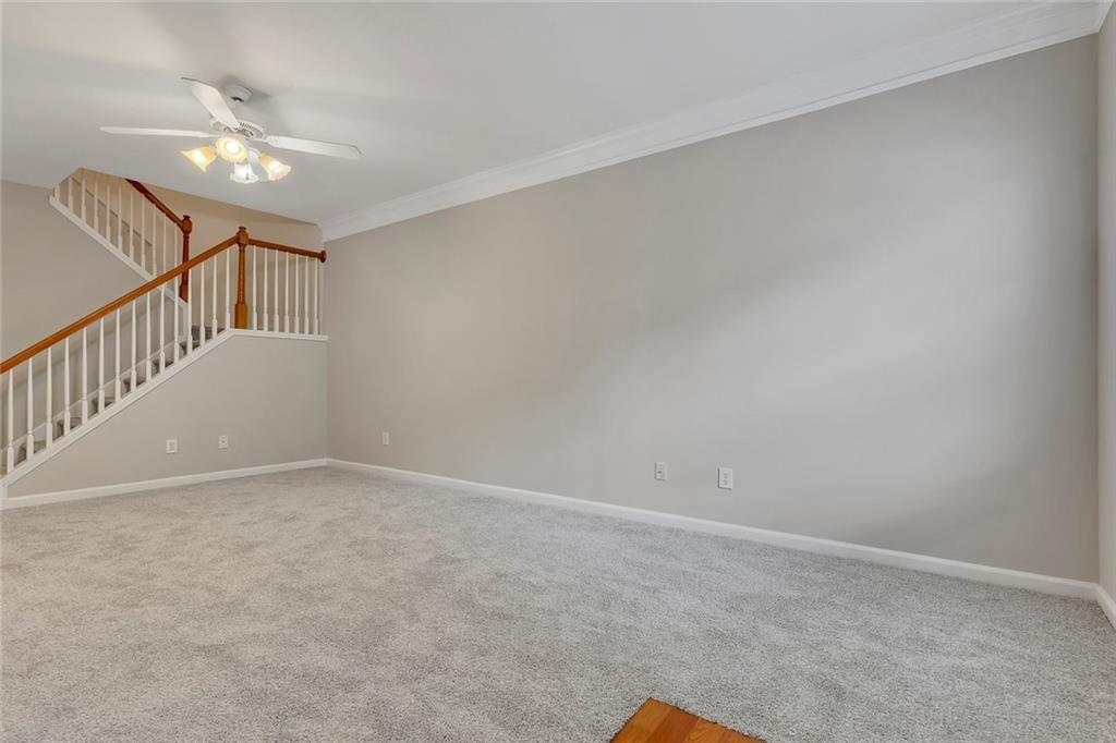 834 Ash Street Property Photo 5