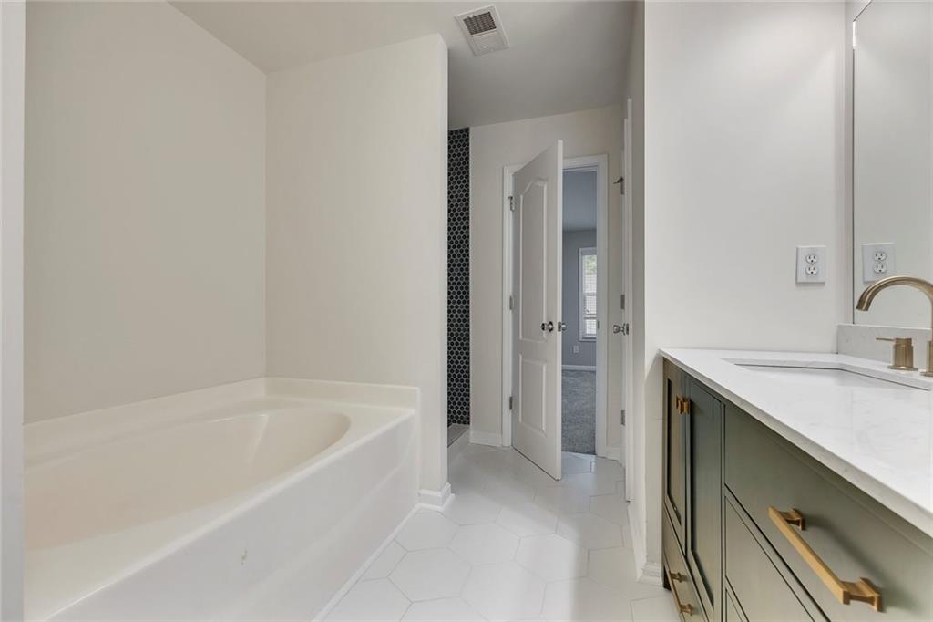 834 Ash Street Property Photo 20