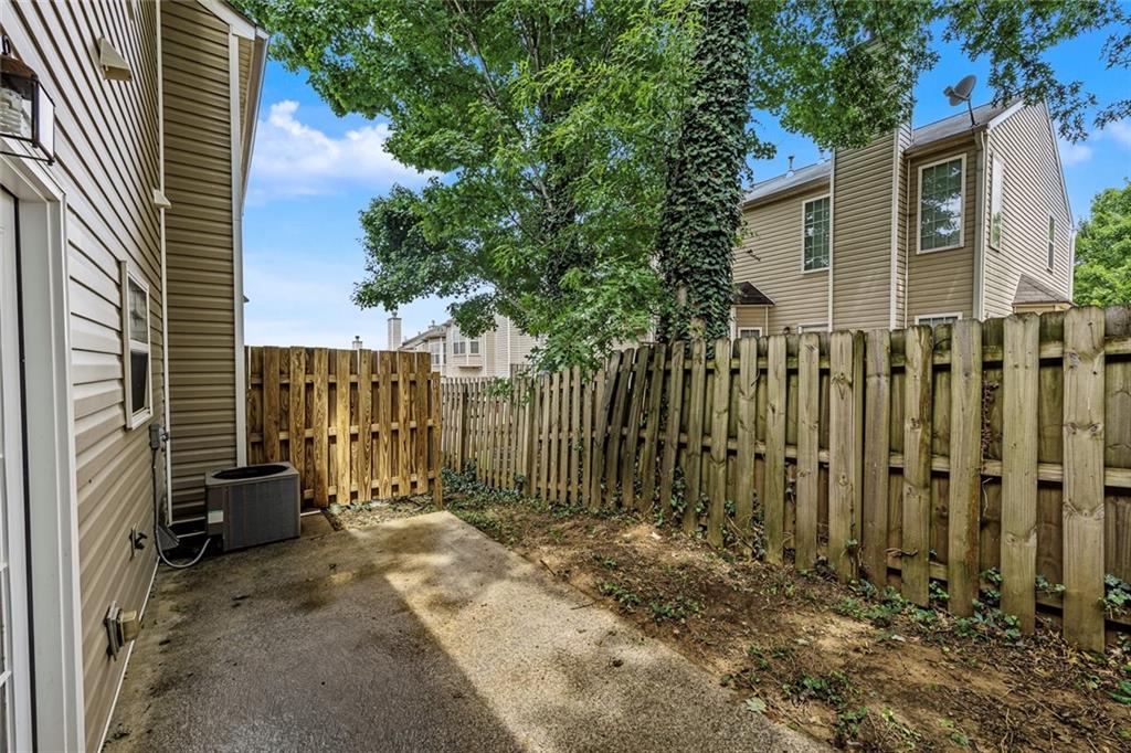 834 Ash Street Property Photo 24