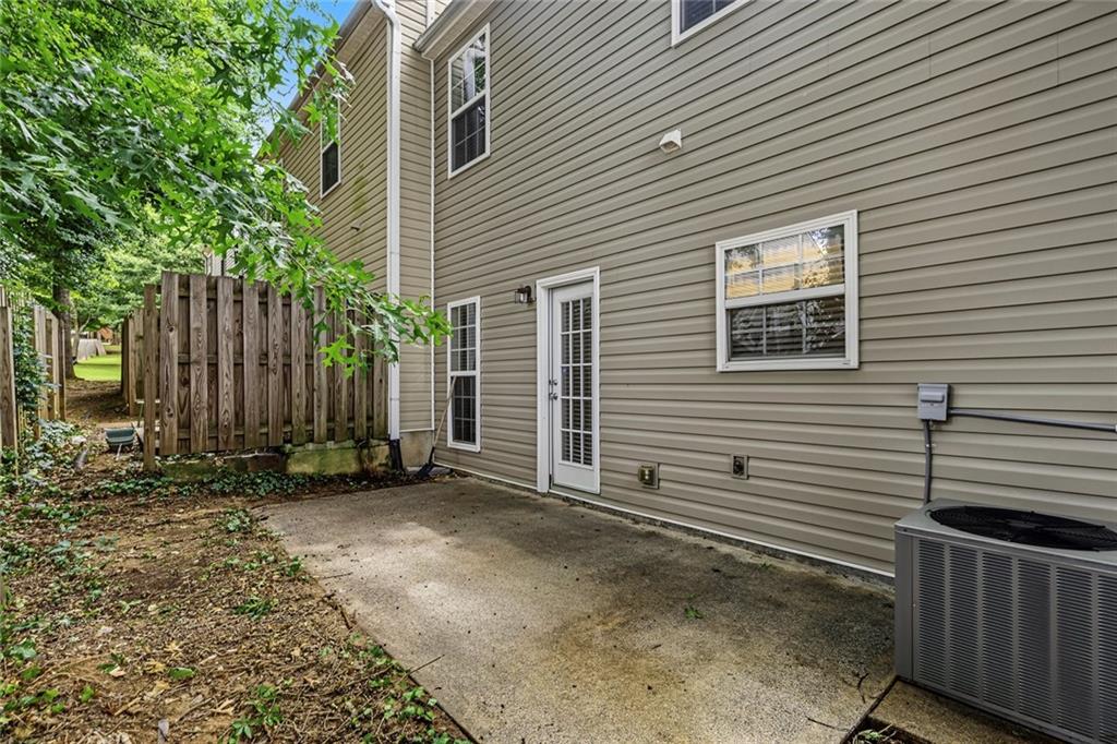 834 Ash Street Property Photo 25