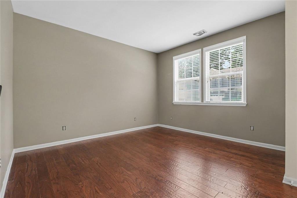 6195 Park Leaf Walk Property Photo 14