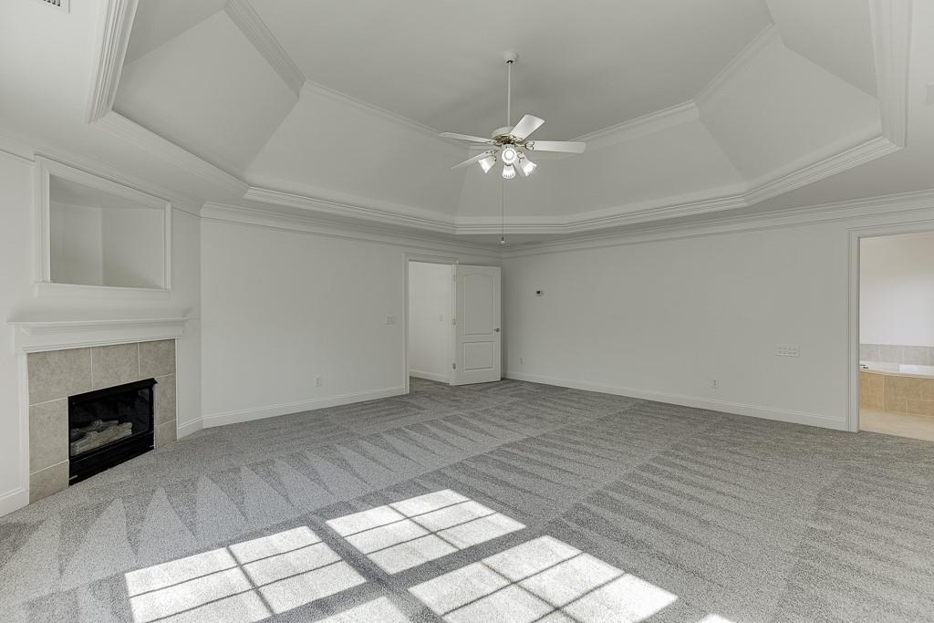 2747 Pathview Drive Property Photo 3