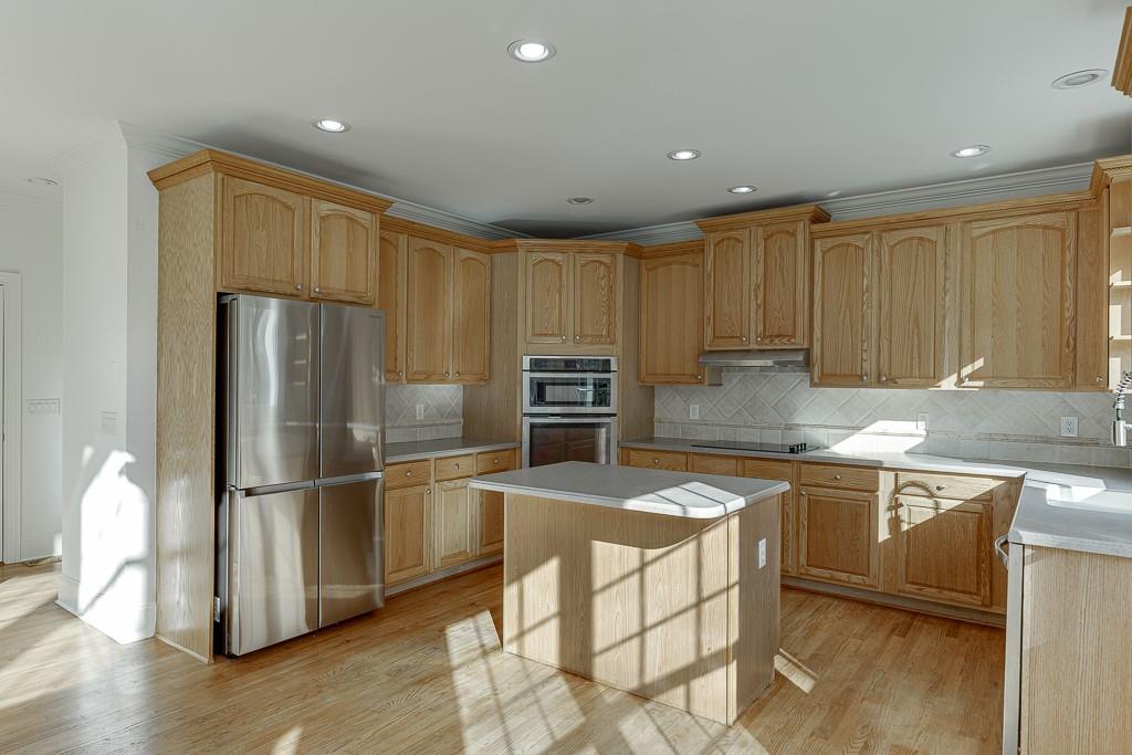 2747 Pathview Drive Property Photo 10