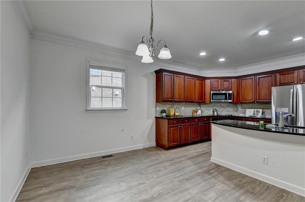 2511 Royston Drive Property Photo 24