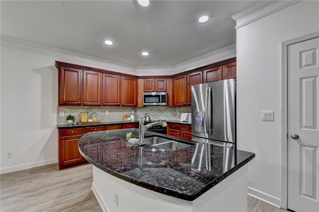 2511 Royston Drive Property Photo 36