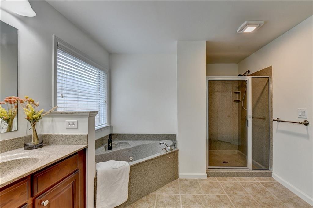 2511 Royston Drive Property Photo 56