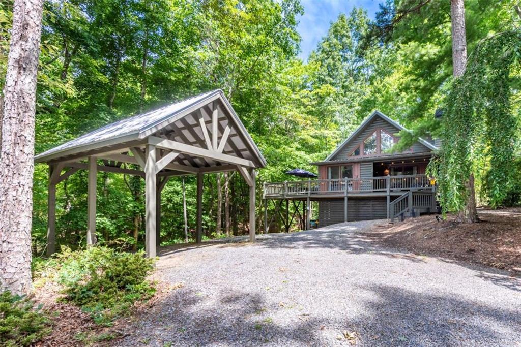 30 Maxwell Lane Property Photo 4