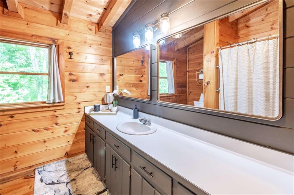 30 Maxwell Lane Property Photo 21
