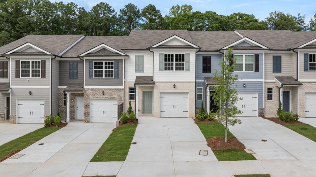 6008 Skylar Drive Property Photo 1