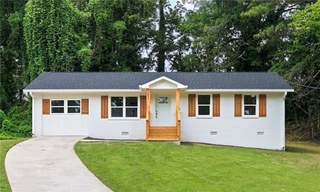 353 Roxbury Drive Property Photo 1