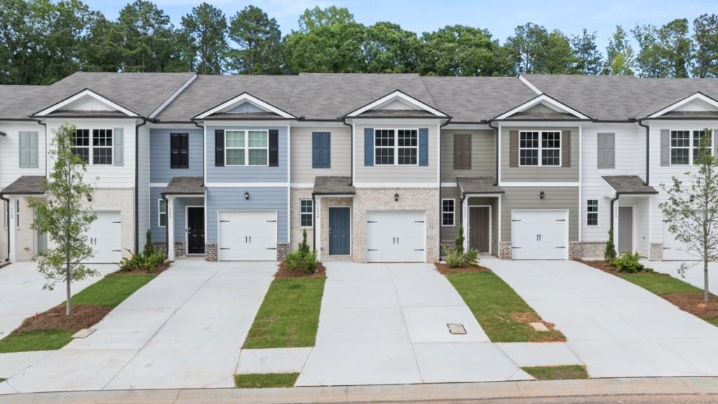 6004 Skylar Drive Property Photo 1