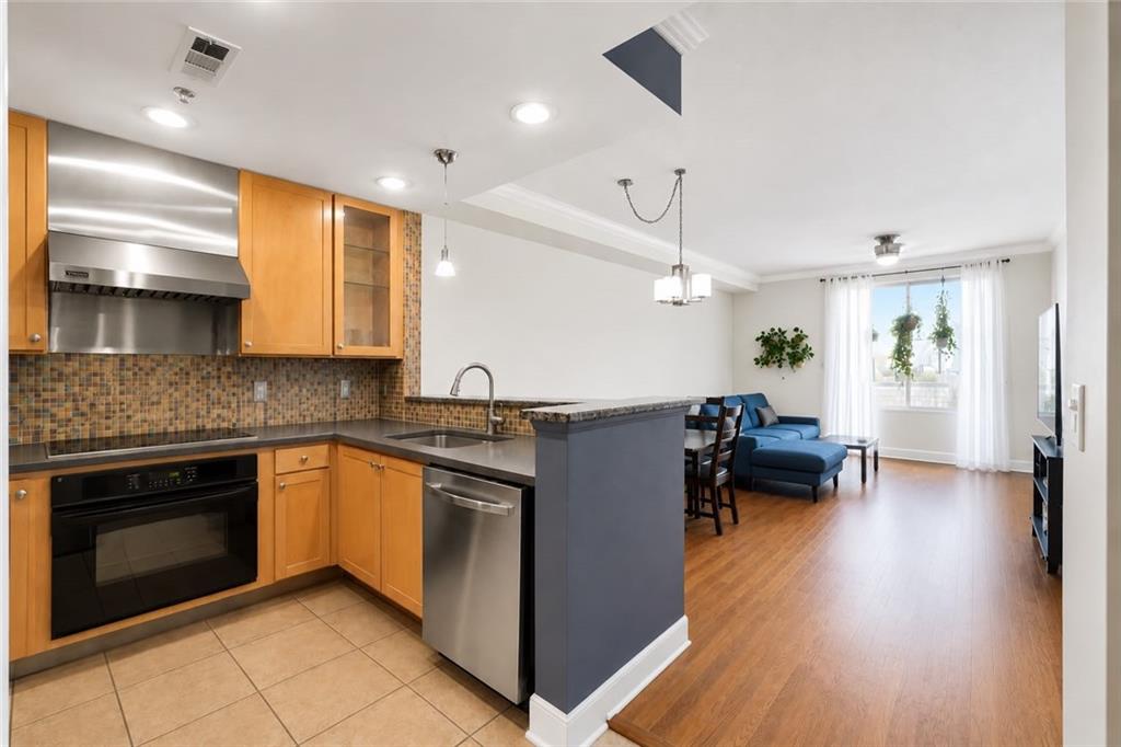 285 Centennial Olympic Park Drive Nw Unit 1107 Property Photo 11